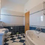 Дом отдыха Awesome In Glavina Donja Donja Glavina
