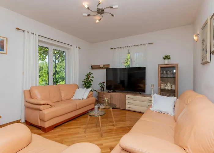 Cozy In Glavina Donja With Kitchen *